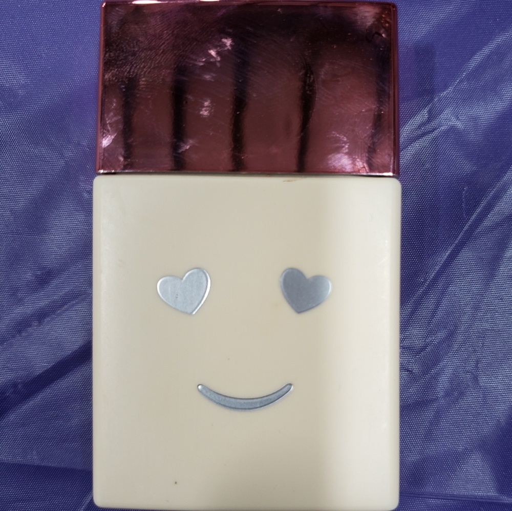 Benefit Cosmetics Hello Happy Foundation